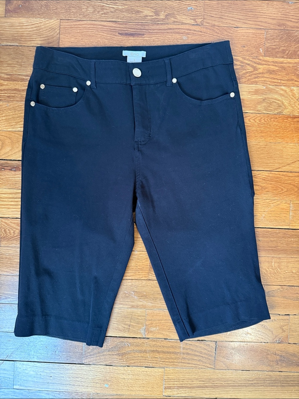 Eric sz 6 Stretch Bermuda Knee - Length Jeans in Black